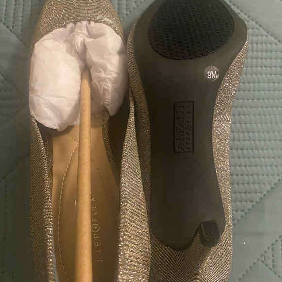 Dressed Heels - Picture 2 of 4